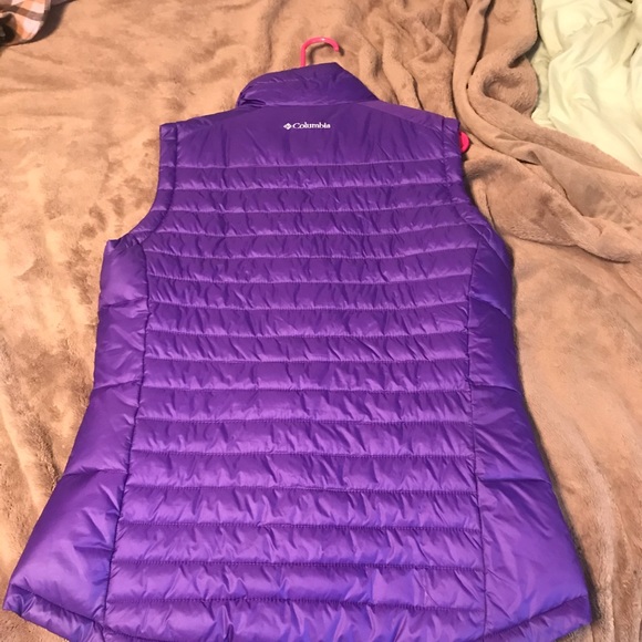 Vest - Picture 2 of 5